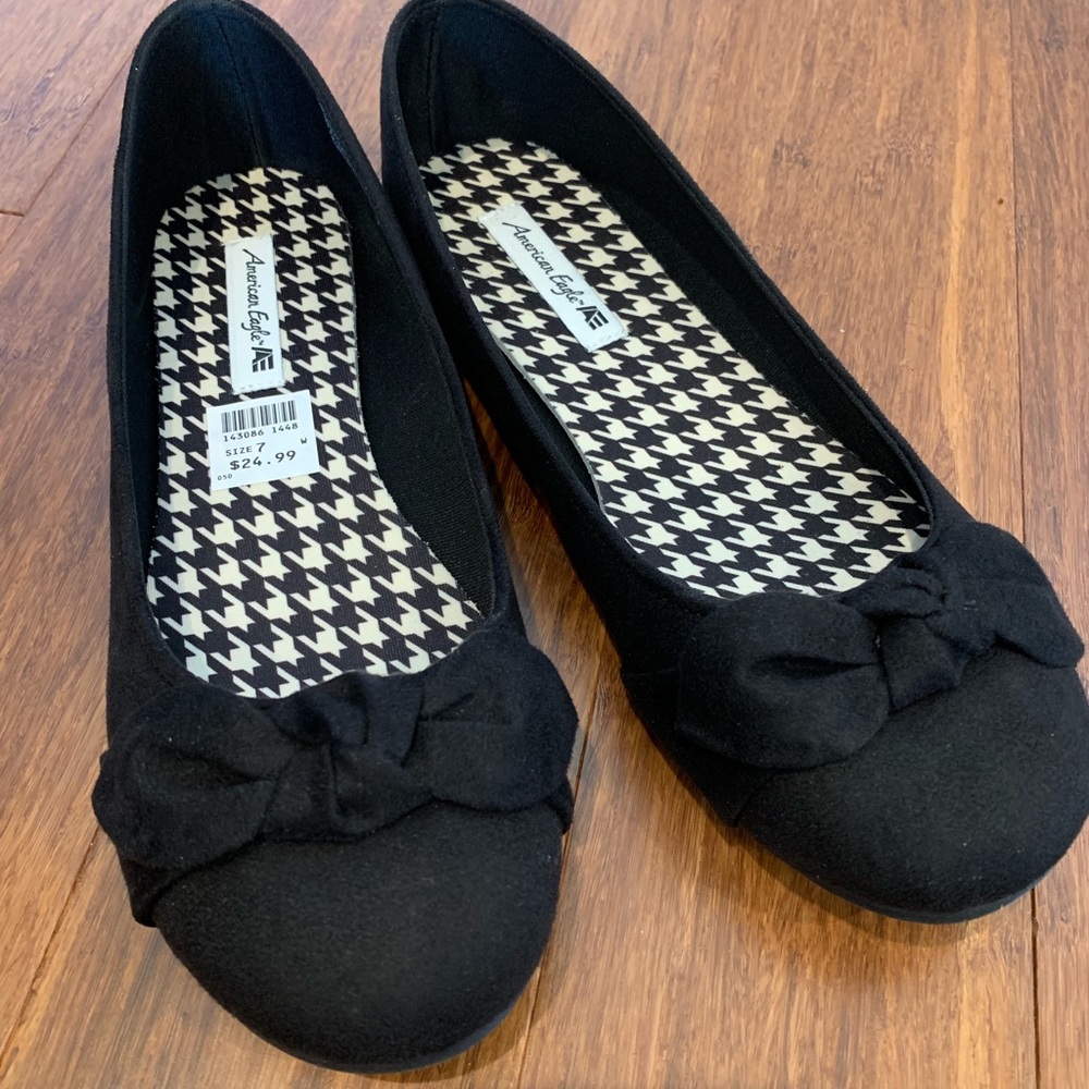 American Eagle flats